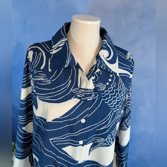 Asian Artist Inspired Navy and White Fish Print Blouse - Picture 5 of 6